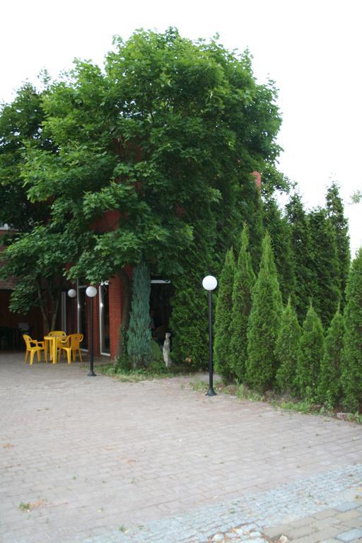 Hotel Tenishouse Marki  Exteriör bild